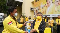 Taufan Pawe Lepas Tim Golkar Peduli Gempa Sulbar