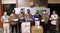 Yayasan Budha Tzu Chi Serahkan Bantuan Masker dan Obat kepada Polda Sulsel