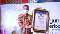 Jaga Eksistensi Media, Wali Kota Parepare Dianugerahi Award PWI Sulsel