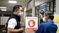 Tinjau Dua Rumah Sakit di Kota Bandung, Ridwan Kamil: Ada Peningkatan, tapi Masih Relatif Terkendali