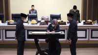 Pemkot Parepare Serahkan Ranperda Retribusi Jasa Umum ke Dewan