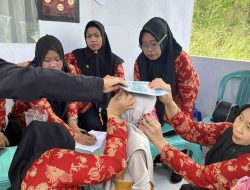 Dukung Pengentasan Stunting, DWP PAM Tirta Karajae Salurkan Makanan Tambahan Bagi Anak Status Gizi Dibawah Normal