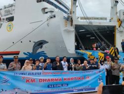 Lepas Penumpang Mudik Gratis, Pj Wali Kota Parepare Harap Pelayanan Dimaksimalkan dan Selalu Taat Aturan