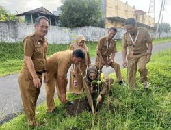 Peringati Hari Bumi, RSUD Andi Makkasau Tanam 30 Bibit Pohon