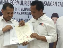 Zaini-Bakhtiar Terima B.1-KWK Partai Gerindra, Surianto: Ini Calon Andalan Kita, Insya Allah Menang