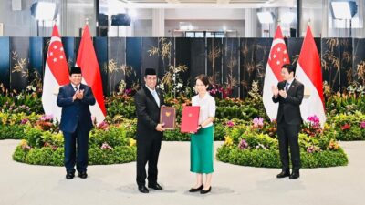 Mentan Amran Tandatangani MoU Kerja Sama Keamanan Pangan dan Teknologi Pertanian dengan Singapura