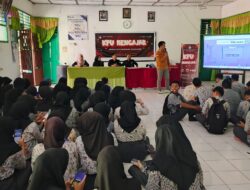 KPU Parepare Sosialisasi di SMAN 2 dan SMAN 3, Siswa Antusias Ikuti Diskusi Kelompok dan Kuis Pemilu
