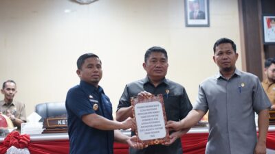 Penandatanganan Rekomendasi LKPJ 2025, Tasming Hamid Apresiasi Kinerja DPRD Parepare