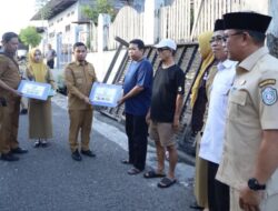Wali Kota Parepare Serahkan Bantuan kepada Korban Kebakaran